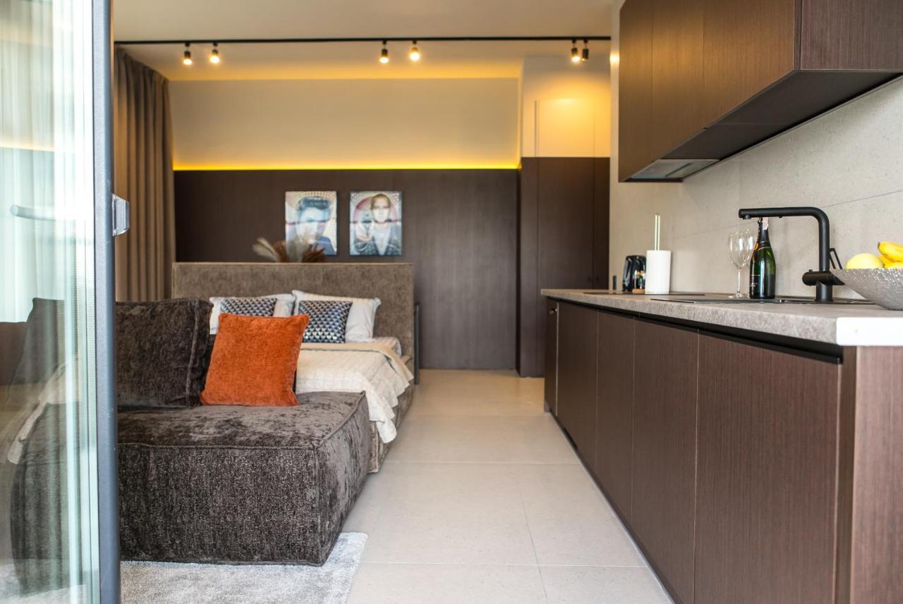 пентхауз с террасой район сити Apartment